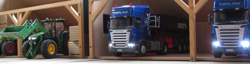siku control vrachtwagen in loods
