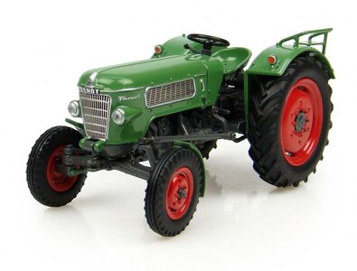 universal hobbies 4049